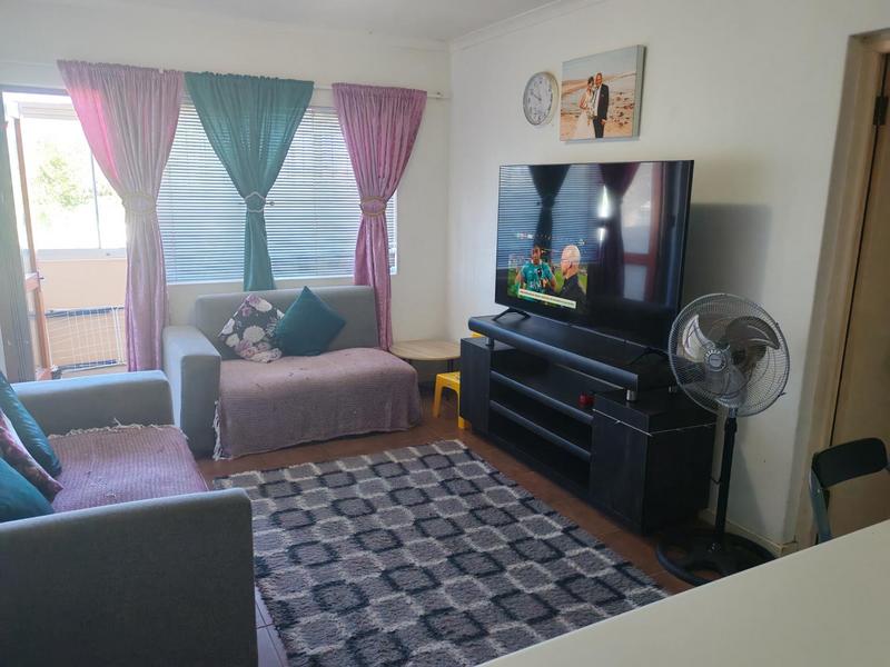 2 Bedroom Property for Sale in Northcliff Western Cape